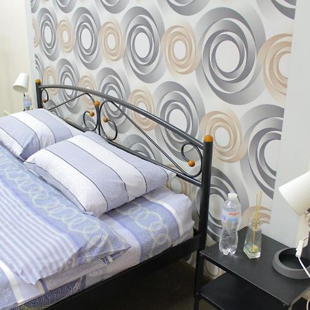 Uneed Rooms Somnium Kiev Esterno foto