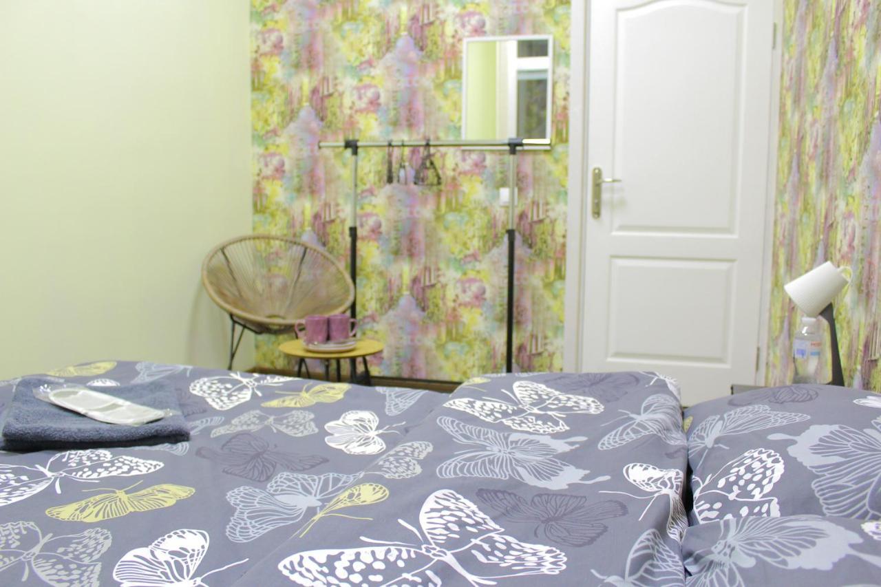 Uneed Rooms Somnium Kiev Esterno foto